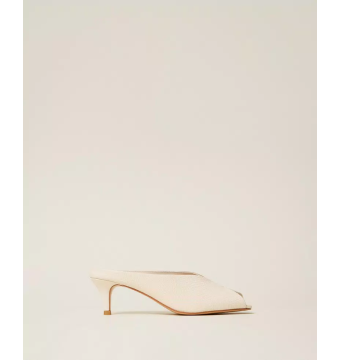 261tgt018_13533-twinset