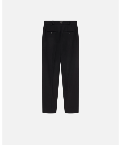 103702a1xx-z99-02-pinko