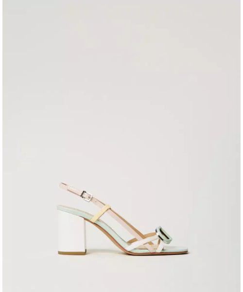 251tcp072_12154-twinset