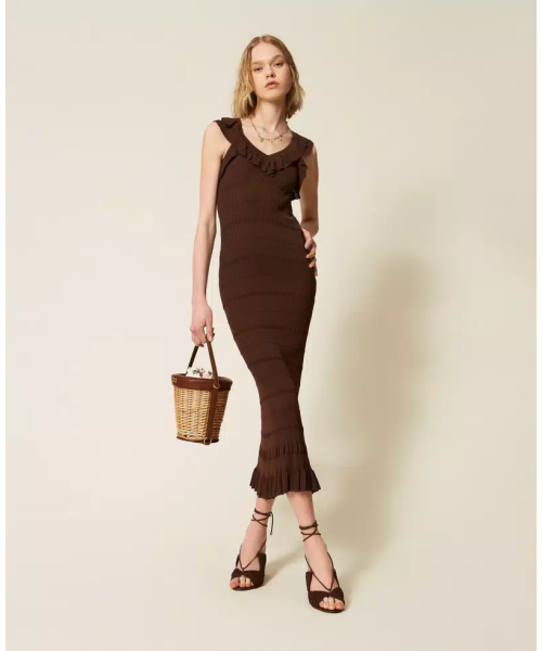 261td8253_00193-twinset-3