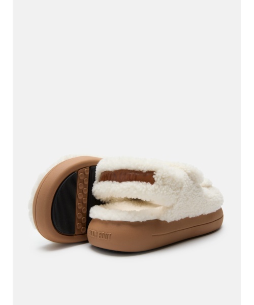 80d2420020-h017-moon_boot-2