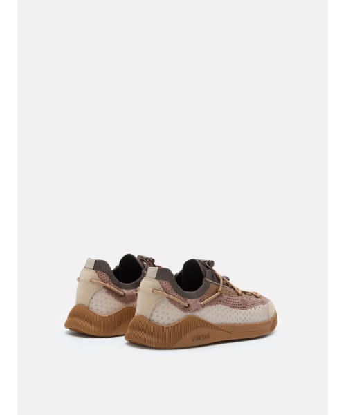 80d2510010-m008-moon_boot-1