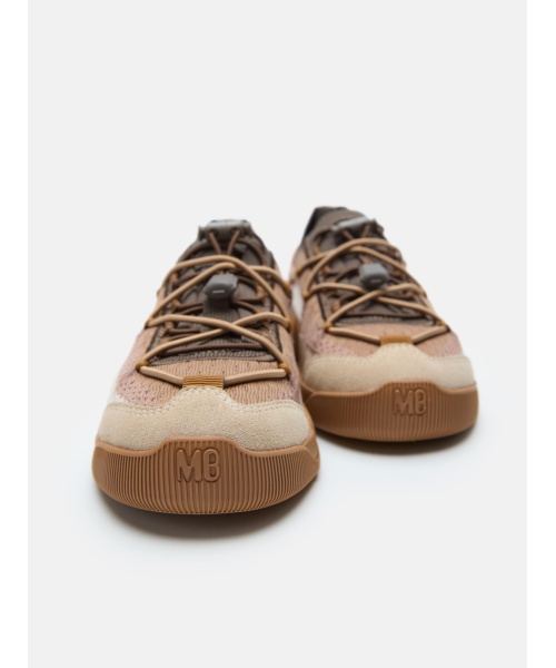 80d2510010-m008-moon_boot-2