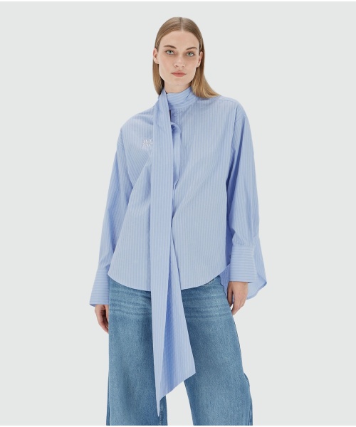 hedy_powder-blue-light-ecru_jv-2510-0105-549-josh-v