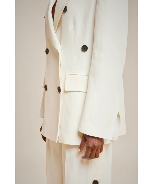 s4ll4sl82a01-0-liviana_conti-2