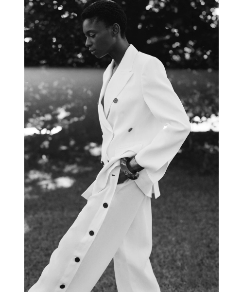 s4ll4sl82a01-0-liviana_conti-3