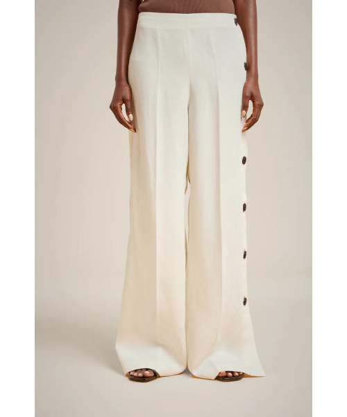 s4ll4sl90a01-0-liviana_conti