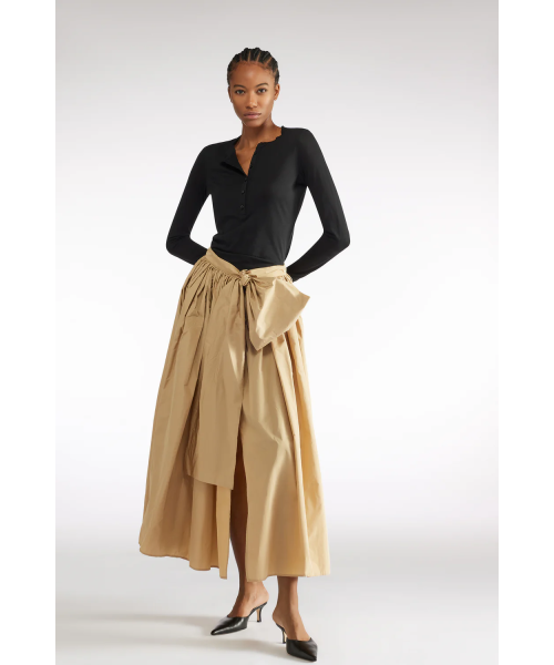 s5ff5sy25v53-0-liviana_conti